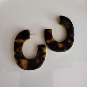 Kate Spade Gleaming Resin Hoops Tortoise Shell and Chartreuse Earrings